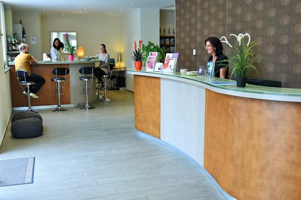 The Originals City, Hotel Frisia, Beaulieu-Sur-Mer