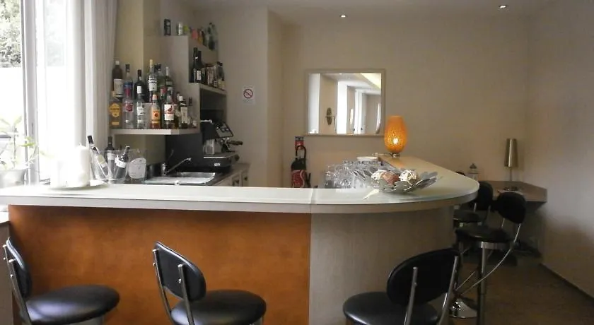 The Originals City, Hotel Frisia, Beaulieu-Sur-Mer 3*,