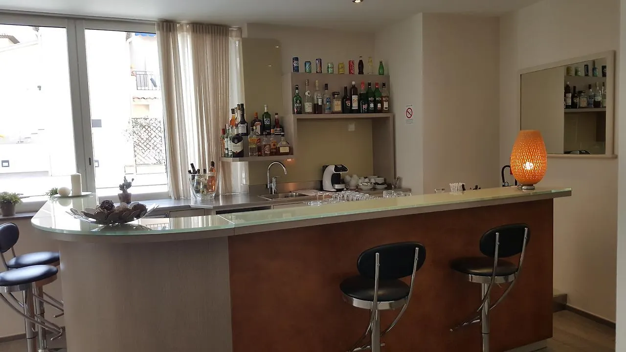 ***  The Originals City, Hotel Frisia, Beaulieu-Sur-Mer France